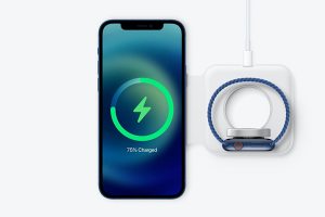 Sạc nhanh iPhone bao nhiêu watt? Cách phân biệt phụ kiện Apple thật giả