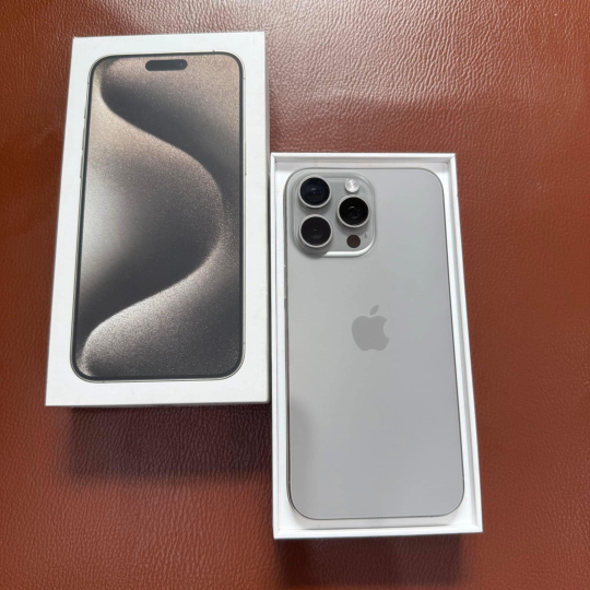 iPhone 15 Promax 256 VN/A Titan Tự Nhiên (99%)